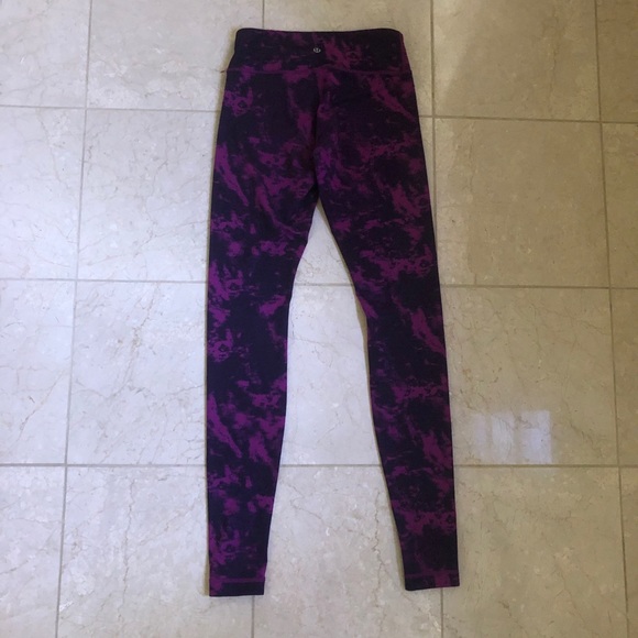 Lululemon Tie Dye Wunder Unders - Picture 9 of 13